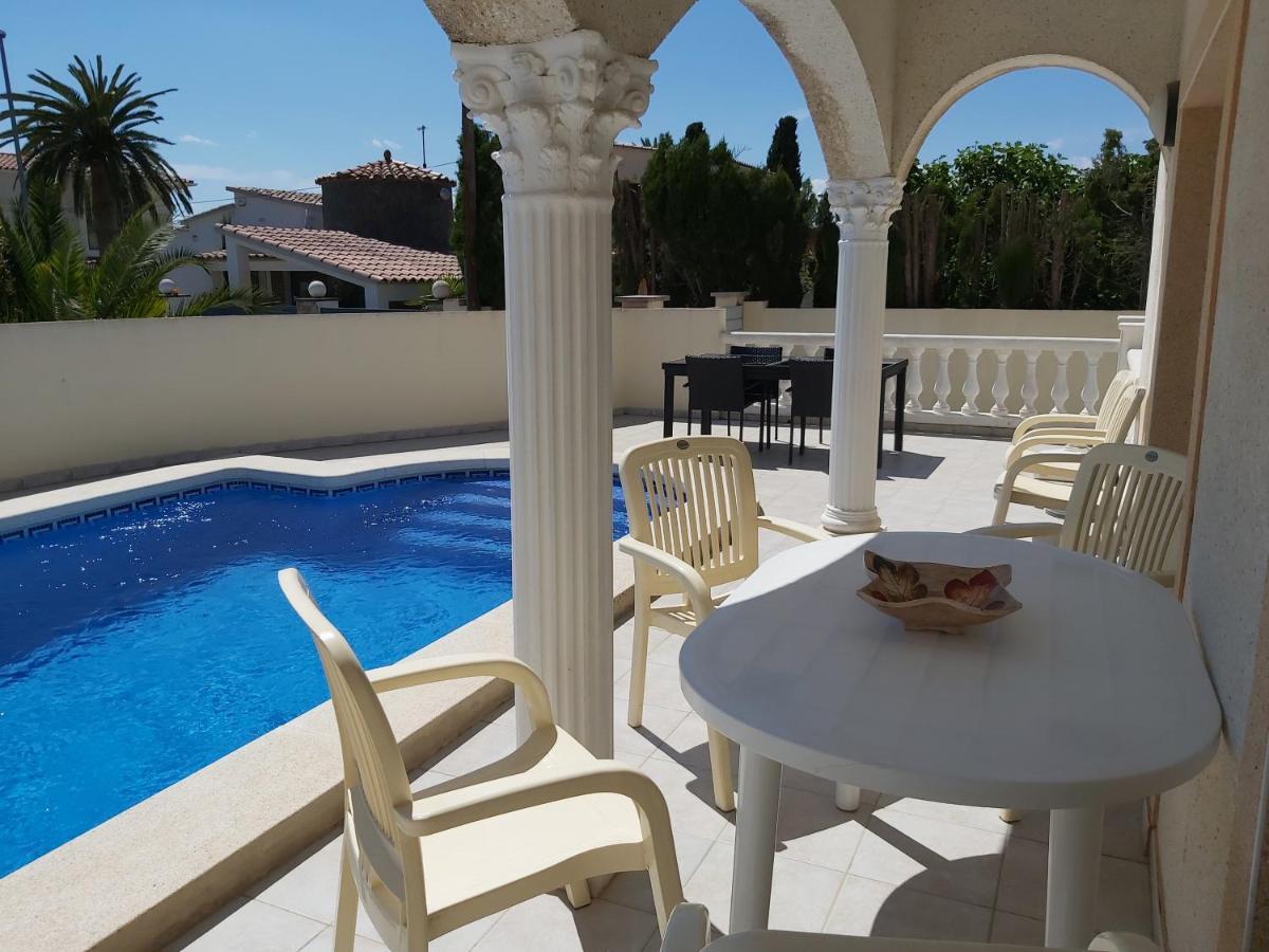 Casa Amb Piscina Privada Villa Empuriabrava Exterior photo